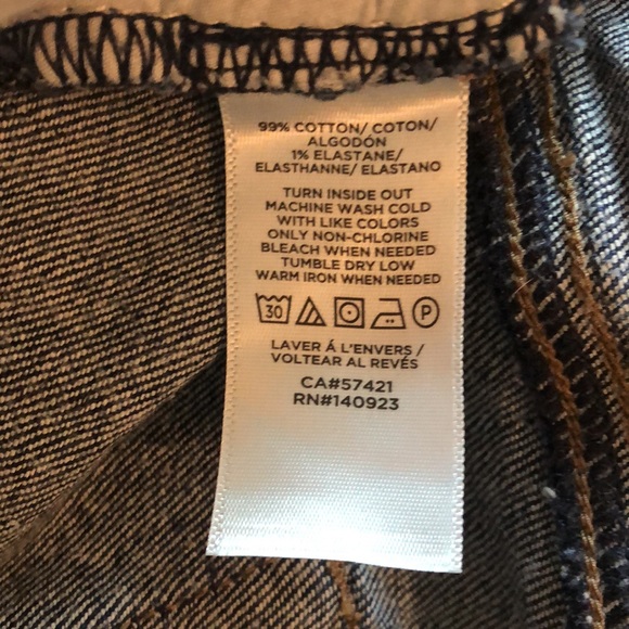 (2) Pairs of Loft Jean Shorts - Picture 8 of 9